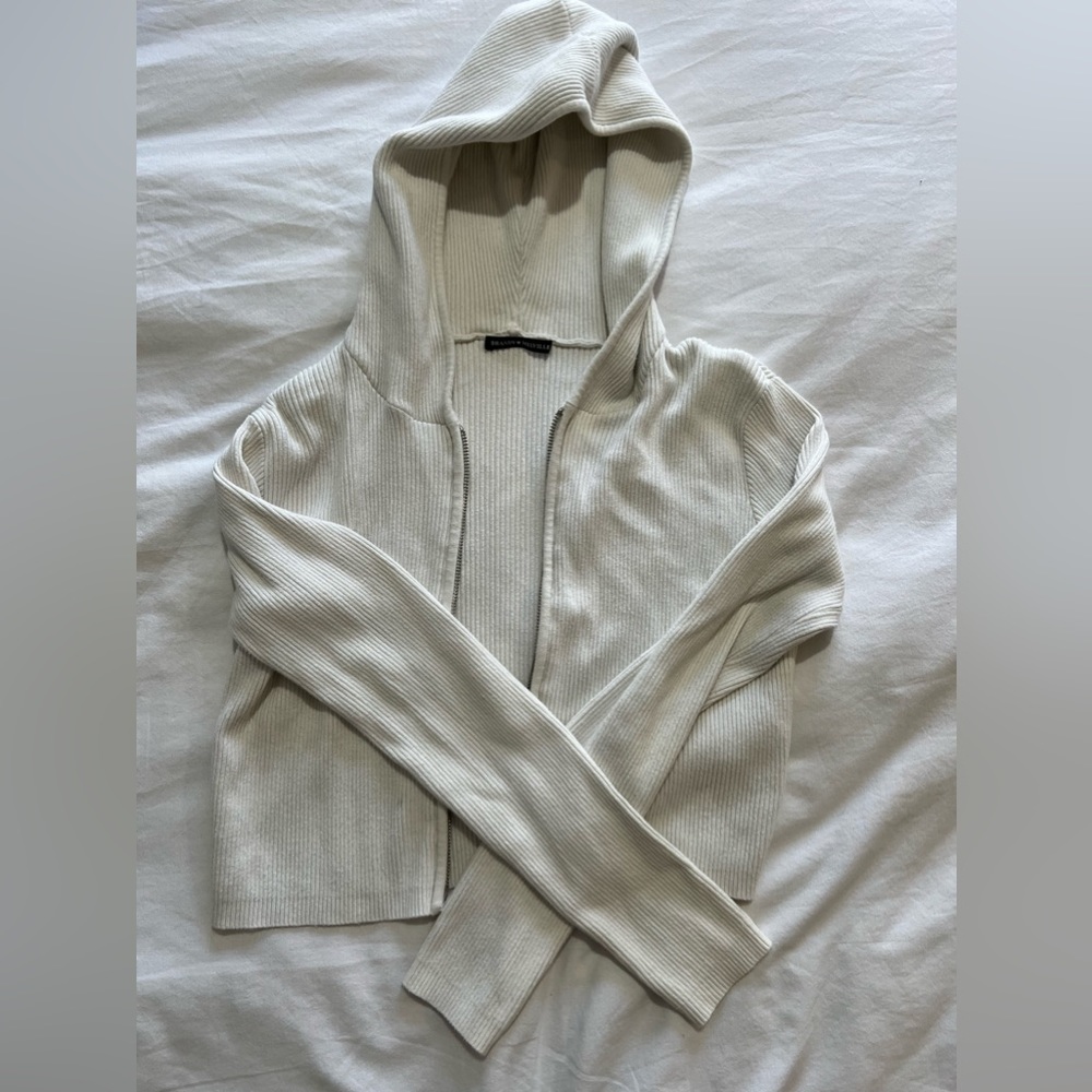 Brandy Melville hooded jacket